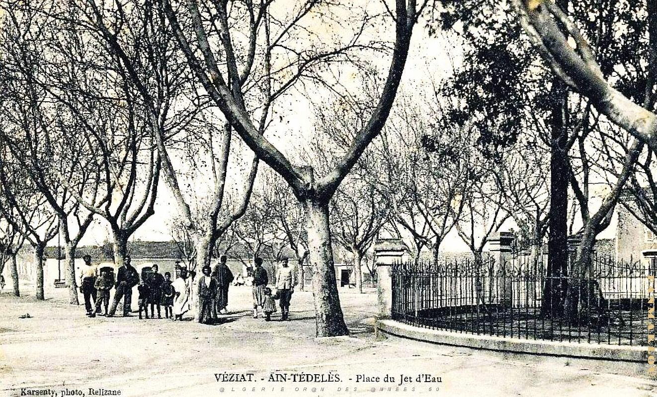 Ain-Tedeles - Place du Jet d'eau.jpg